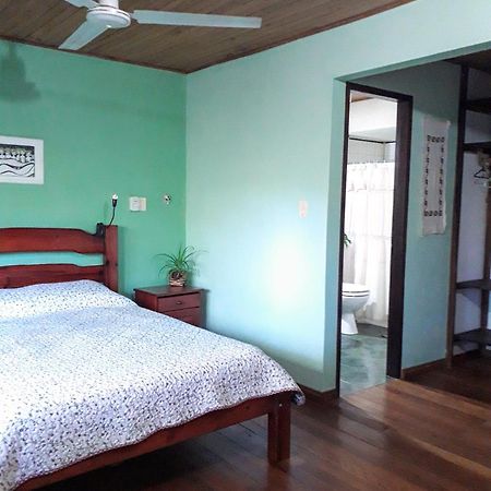 Jardin De Naipi Apartment Puerto Iguazú Cameră foto